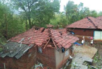 homes_in_cyclone